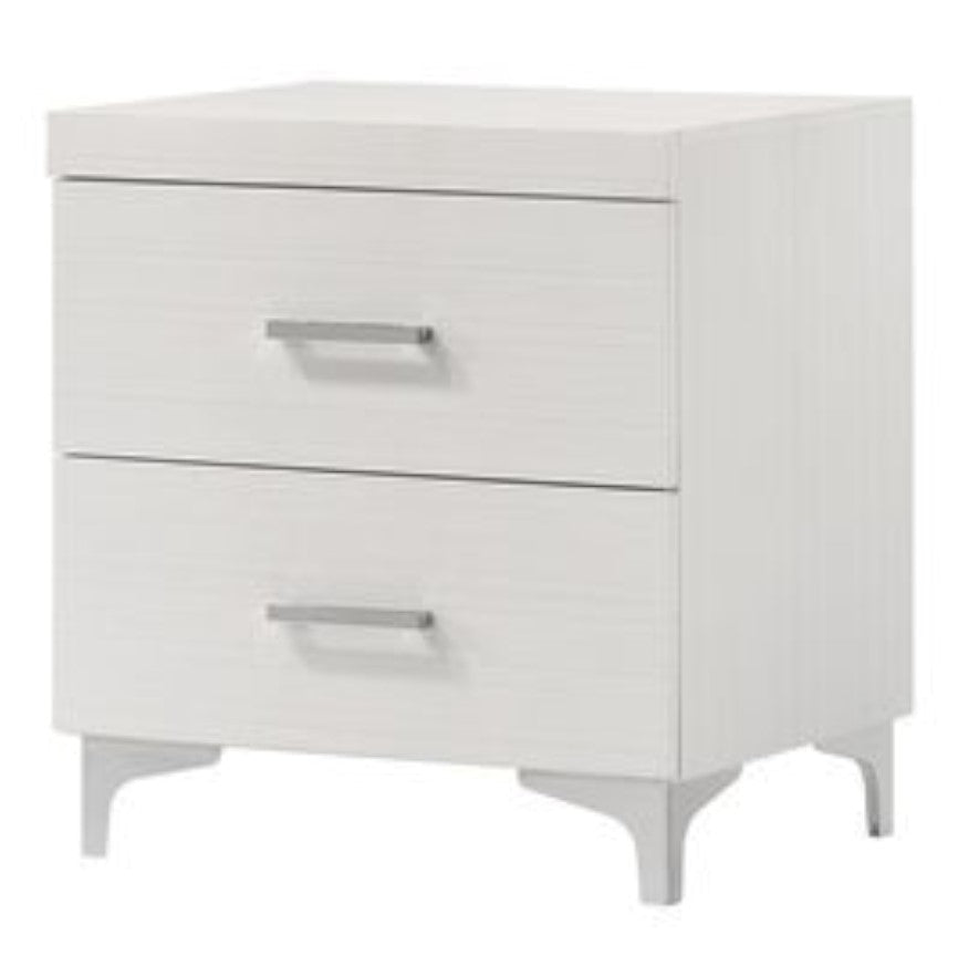 Casilda White Wood 2-Drawer Nightstand