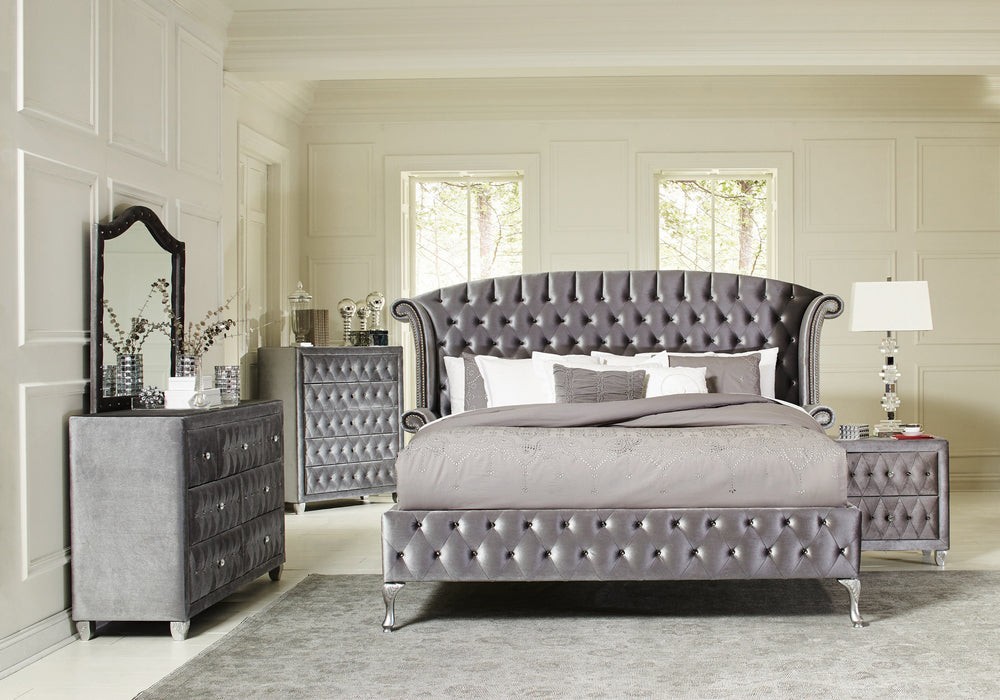 Deanna 5-Pc Grey Velvet Cal King Bedroom Set (Oversized)