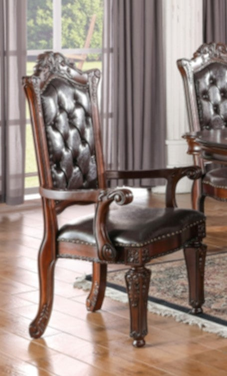 Nerthus 2 Brown/Cherry Arm Chairs