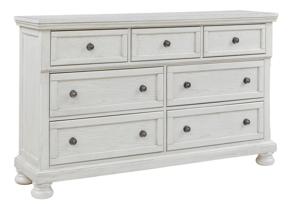 Robbinsdale Antique White 7-Drawer Dresser