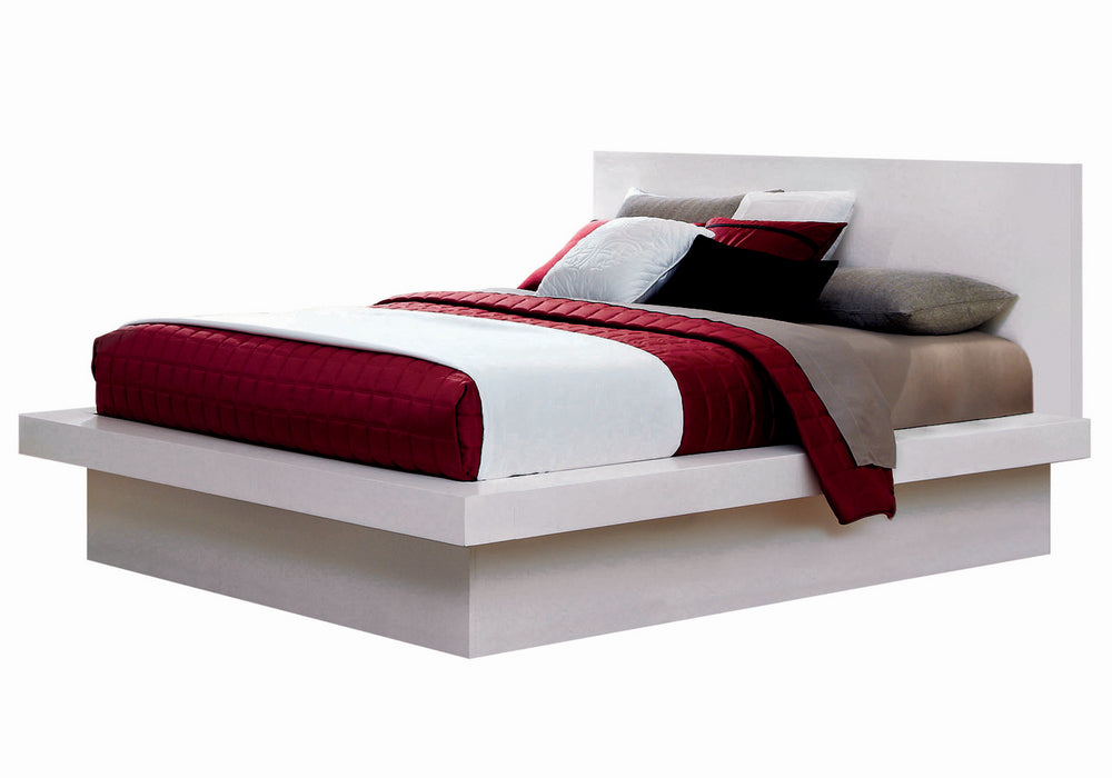 Jessica White Wood Queen Platform Bed