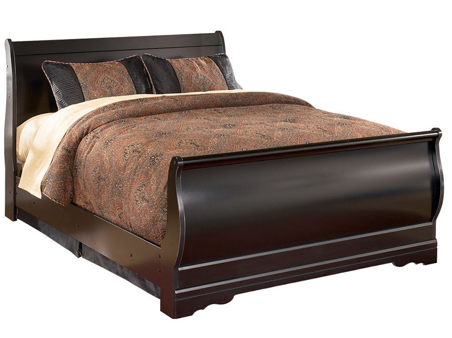 Huey Vineyard Black Wood Queen Sleigh Bed