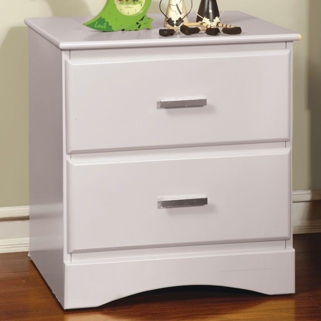 Prismo White Nightstand