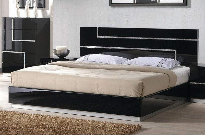 Barcelona Black Lacquer Wood Cal King Bed