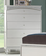 Maverick Platinum Wood Chest with 5 Drawers