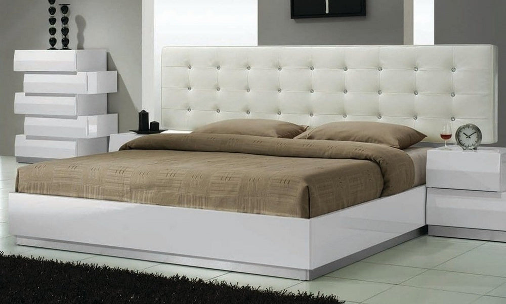 Spain White Wood King Bed (Oversized)