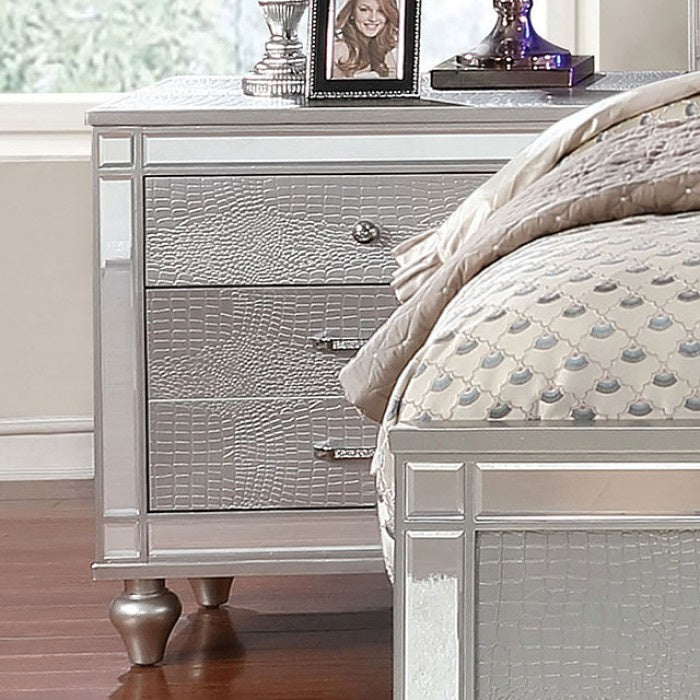 Brachium Silver Wood 2-Drawer Nightstand