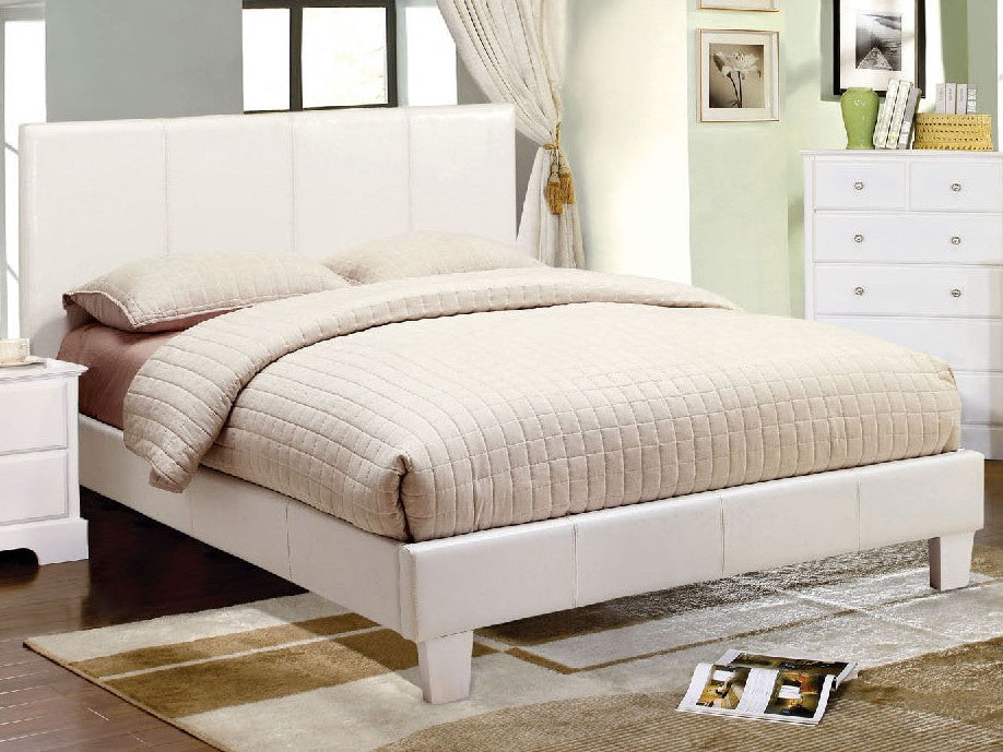 Winn Park White Leatherette Full Bed