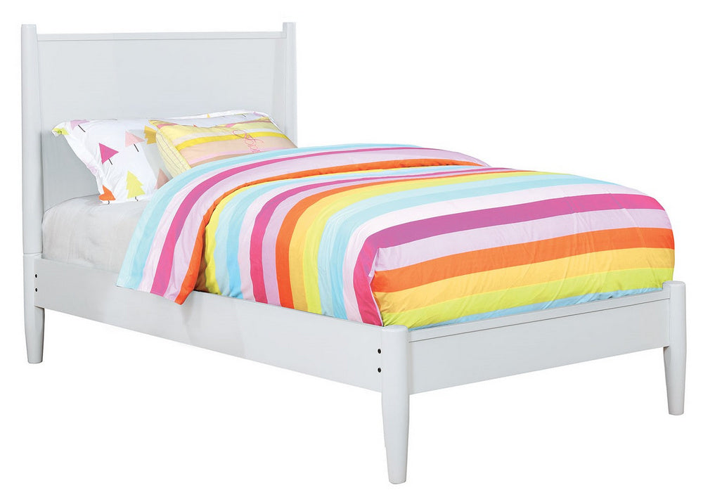 Lennart II White Wood Full Bed