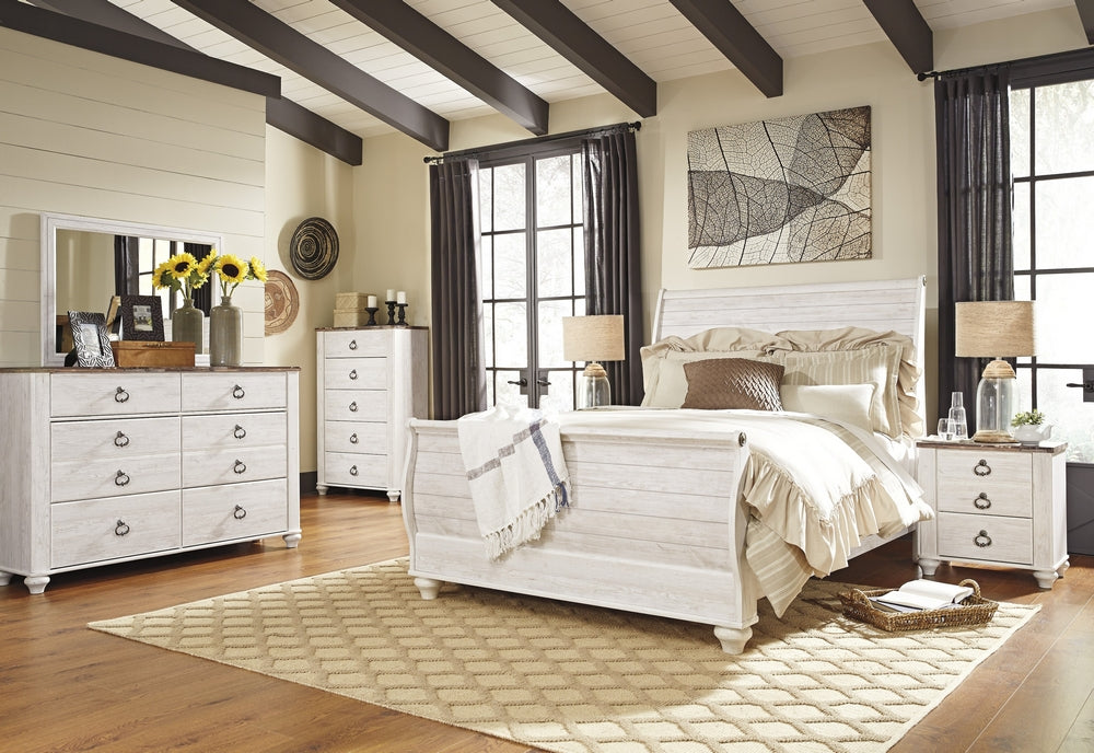 Willowton 6-Pc Whitewash Wood Queen Sleigh Bedroom Set