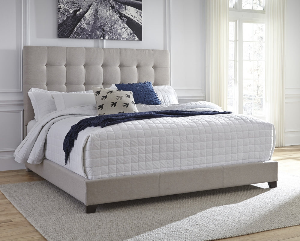 Dolante Beige King Upholstered Bed